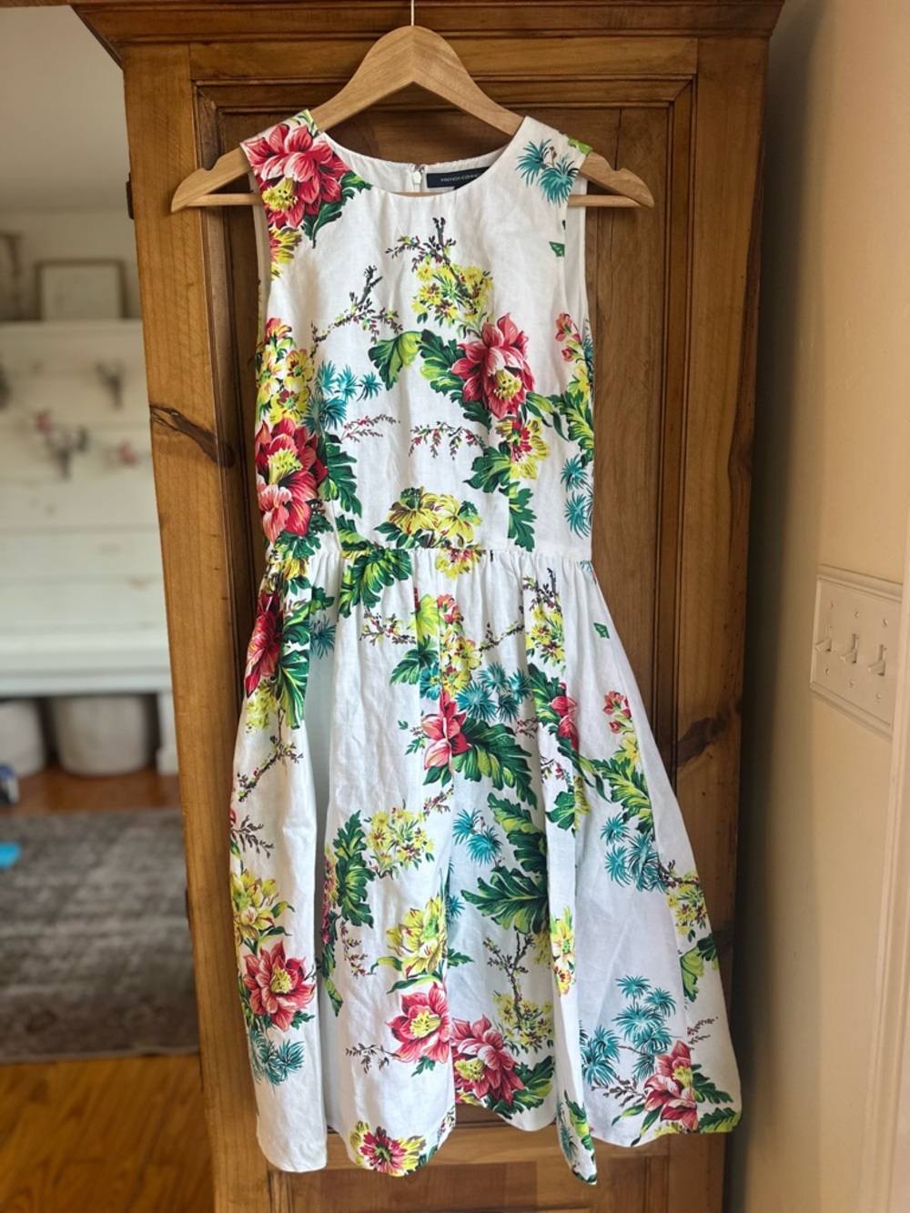 Floral Sleeveless Midi Dress Size 2